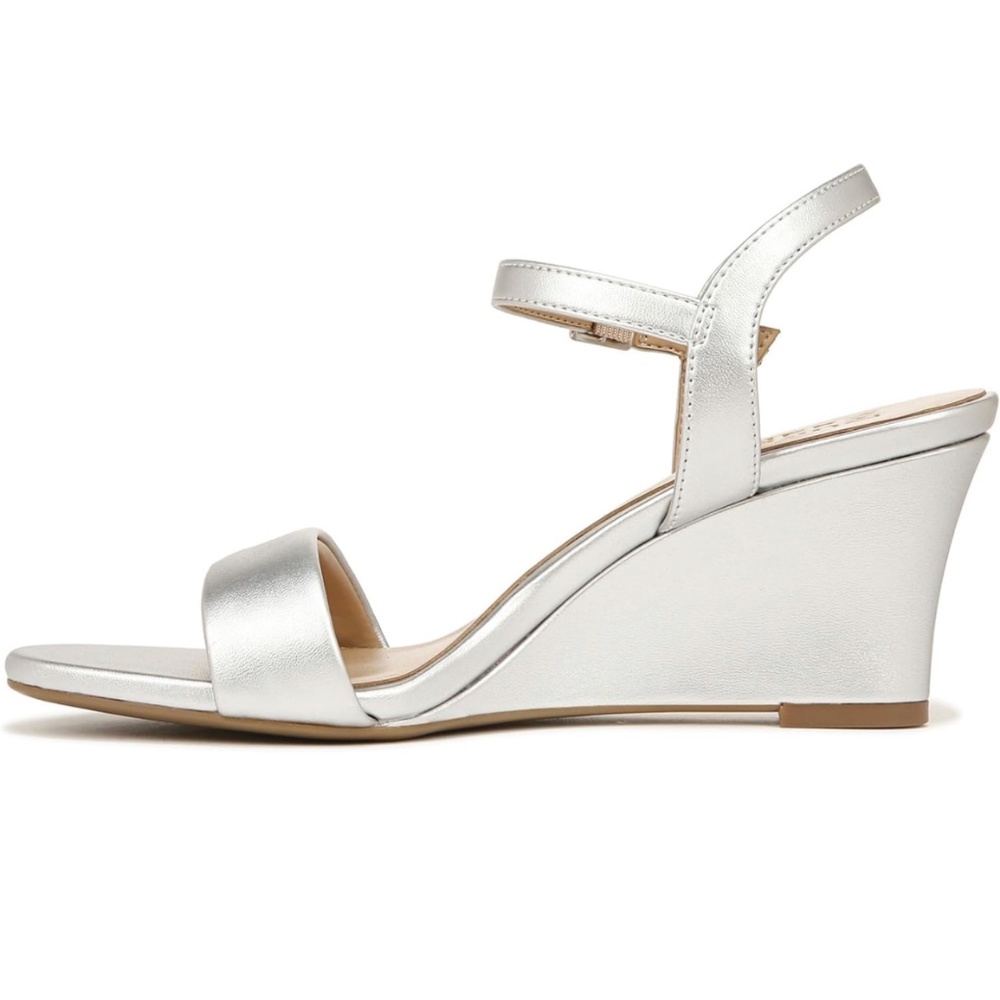 Naturalizer Bristol sandals size 8.5